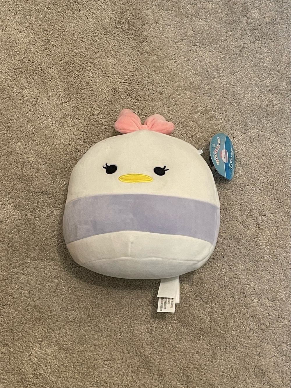 NWT Disney Daisy Duck Squishmallow